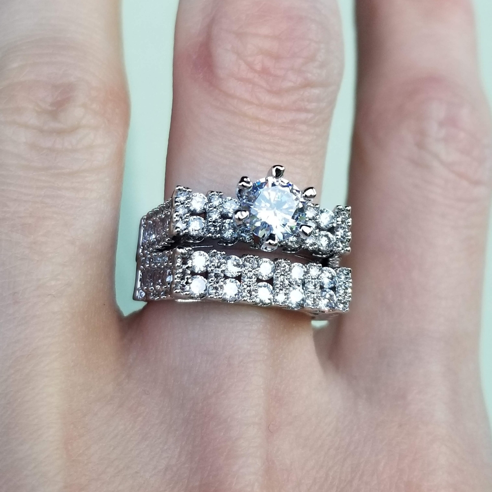 🆕️S925-Round Cut White Sapphire Ring Set